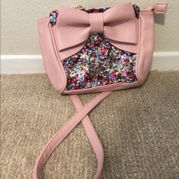 Betsey Johnson Handbags - Pink Over the shoulder Betsey Johnson purse